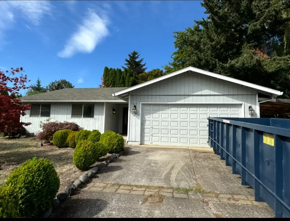 2D069E15-B180-4279-905F-01A7C81D9756