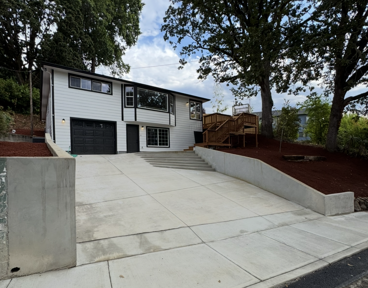 79B32E46-5900-47C9-82F8-56366C410AB7